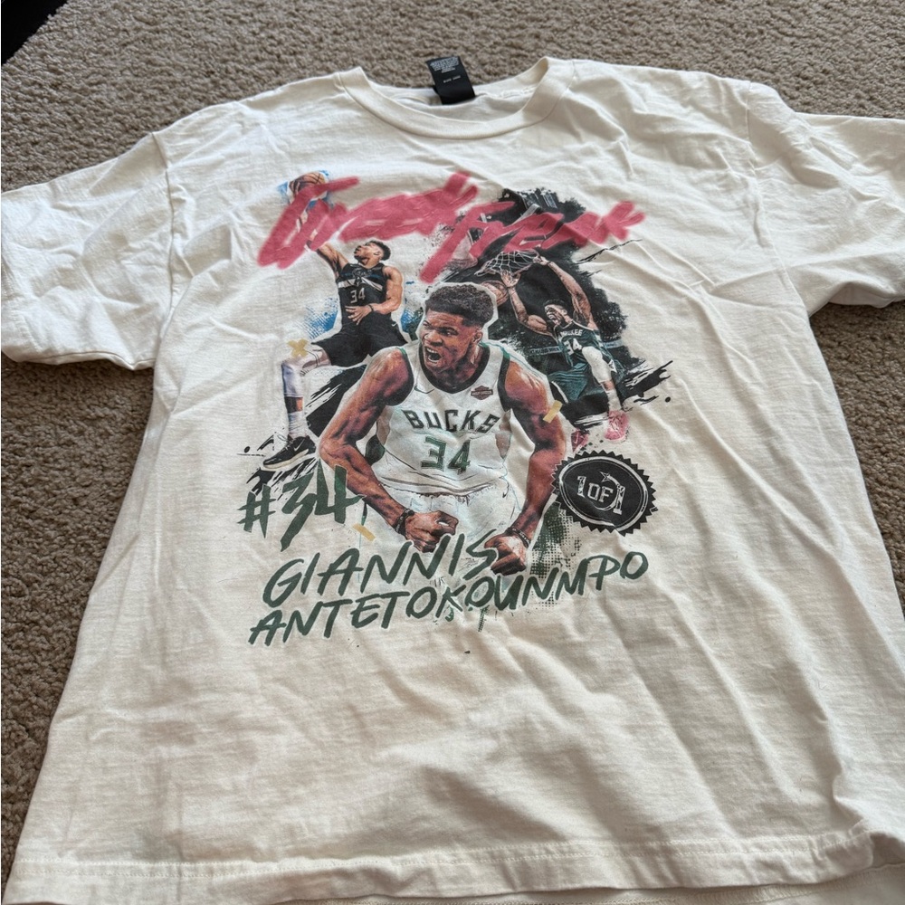 Bucks Giannis Cream Graphic T-Shirt